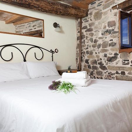 Bed and Breakfast La Rosa Del Agua El Acebo de San Miguel Exteriér fotografie